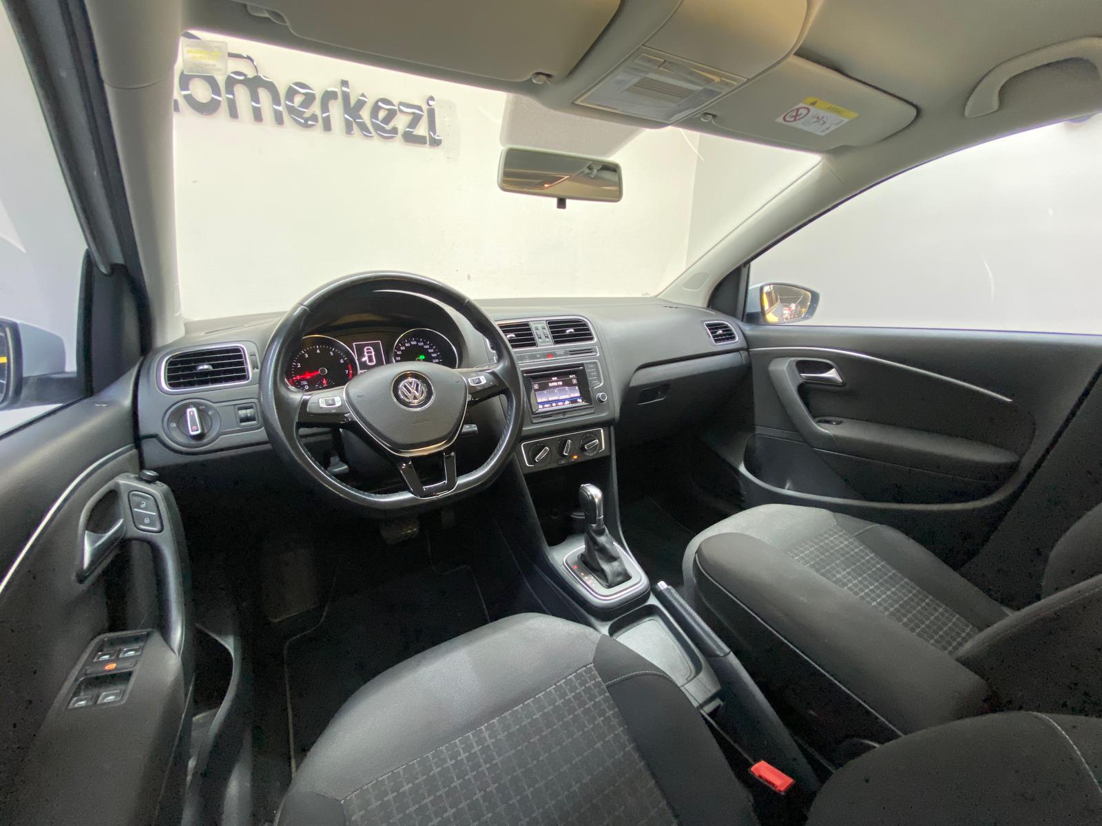 VOLKSWAGEN POLO 9